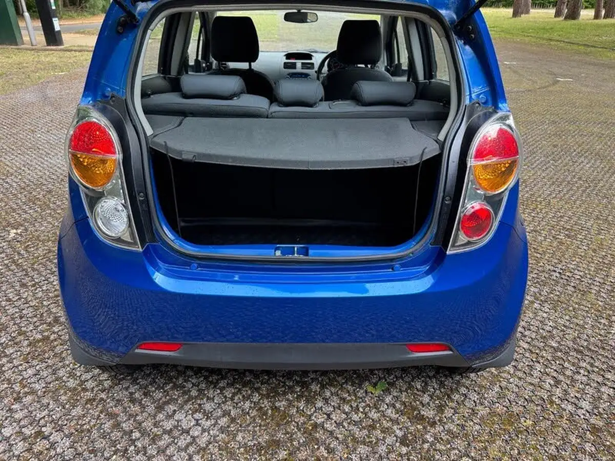 2011-chevrolet-spark-10-big-34