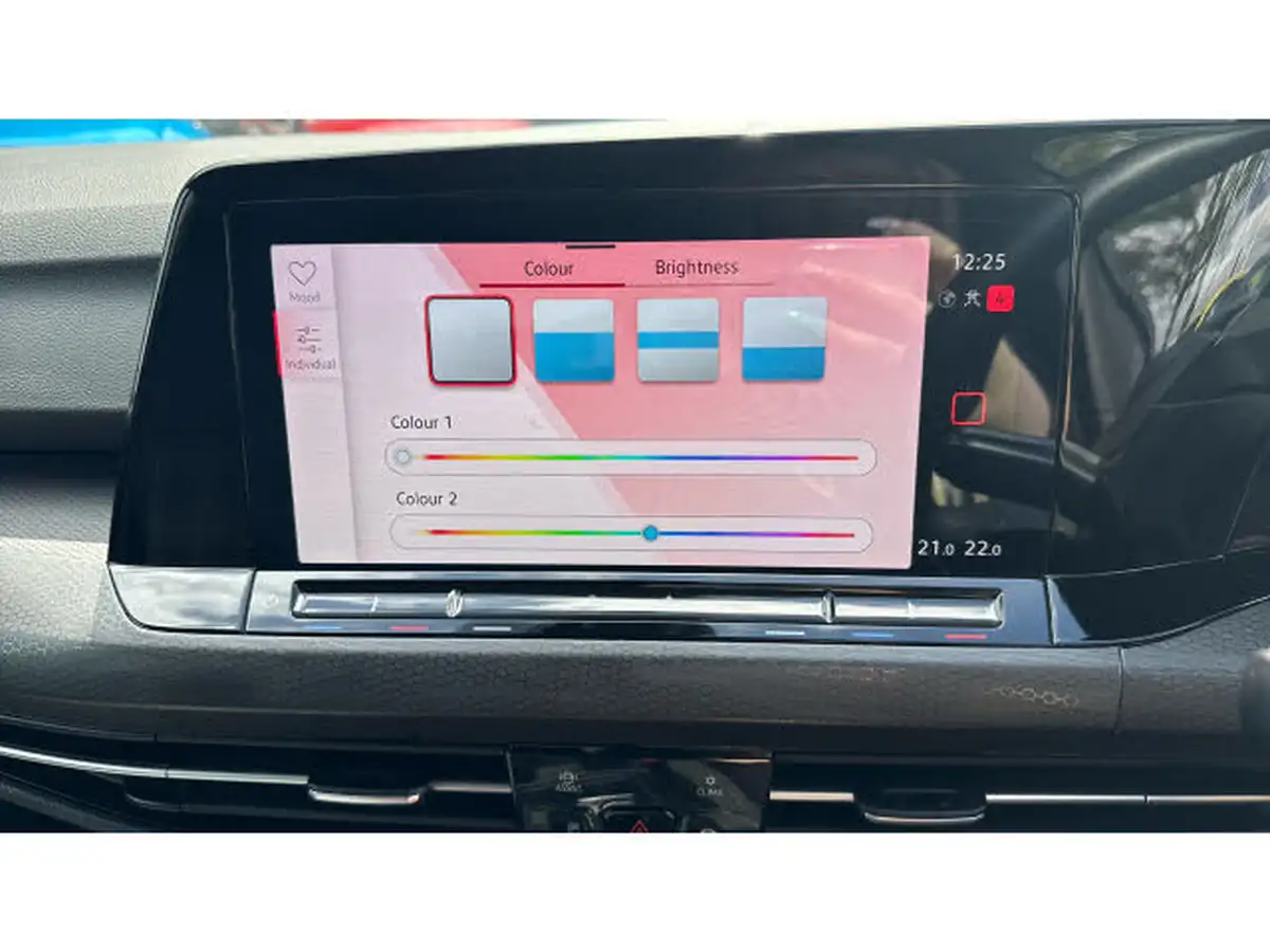 2022-volkswagen-golf-20tdi-gtd-big-35