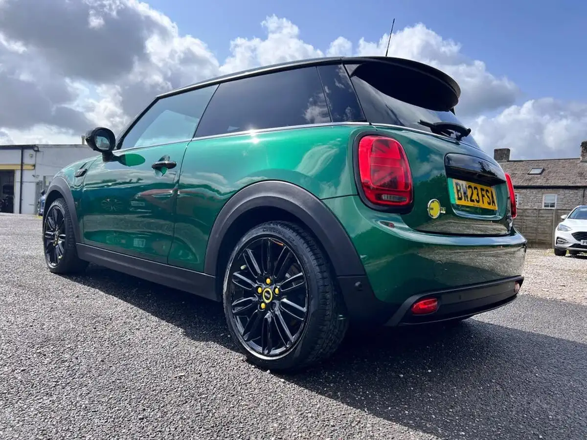 2023-mini-cooper-e-cooper-s-2-big-14