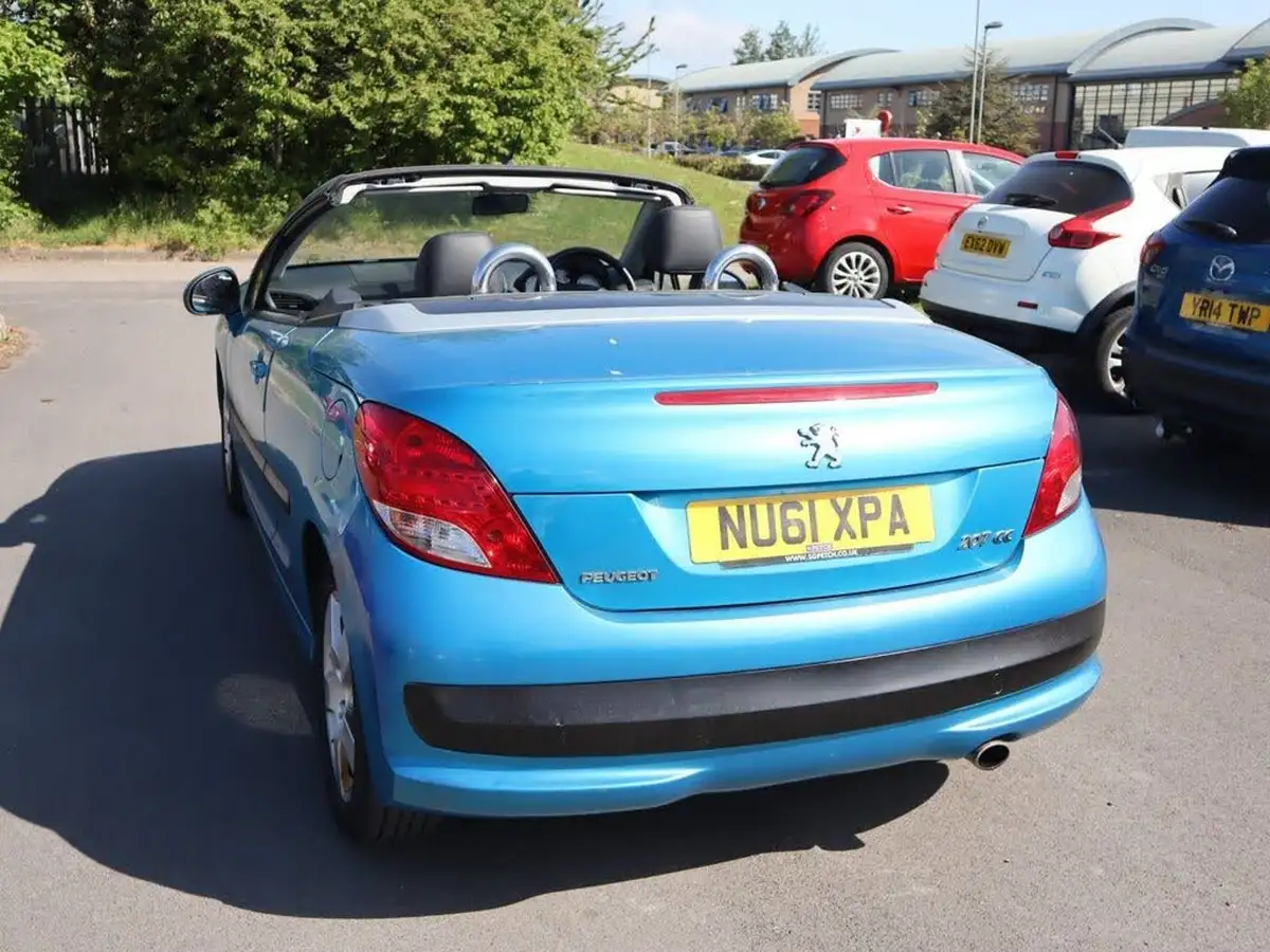 2011-peugeot-207-cc-16-sport-vti-big-4