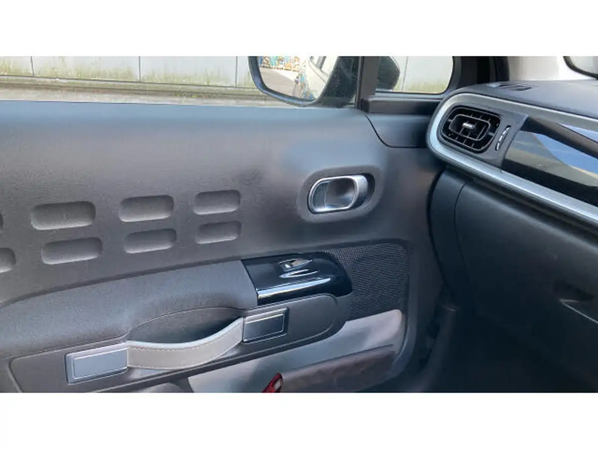 2018-citroen-c3-12-puretech-feel-82ps-big-24