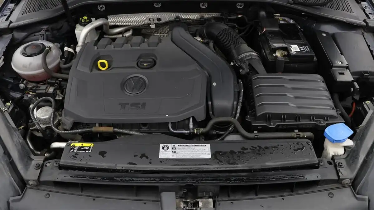 2018-volkswagen-golf-15-tsi-se-130ps-ss-hatchback-5d-big-19