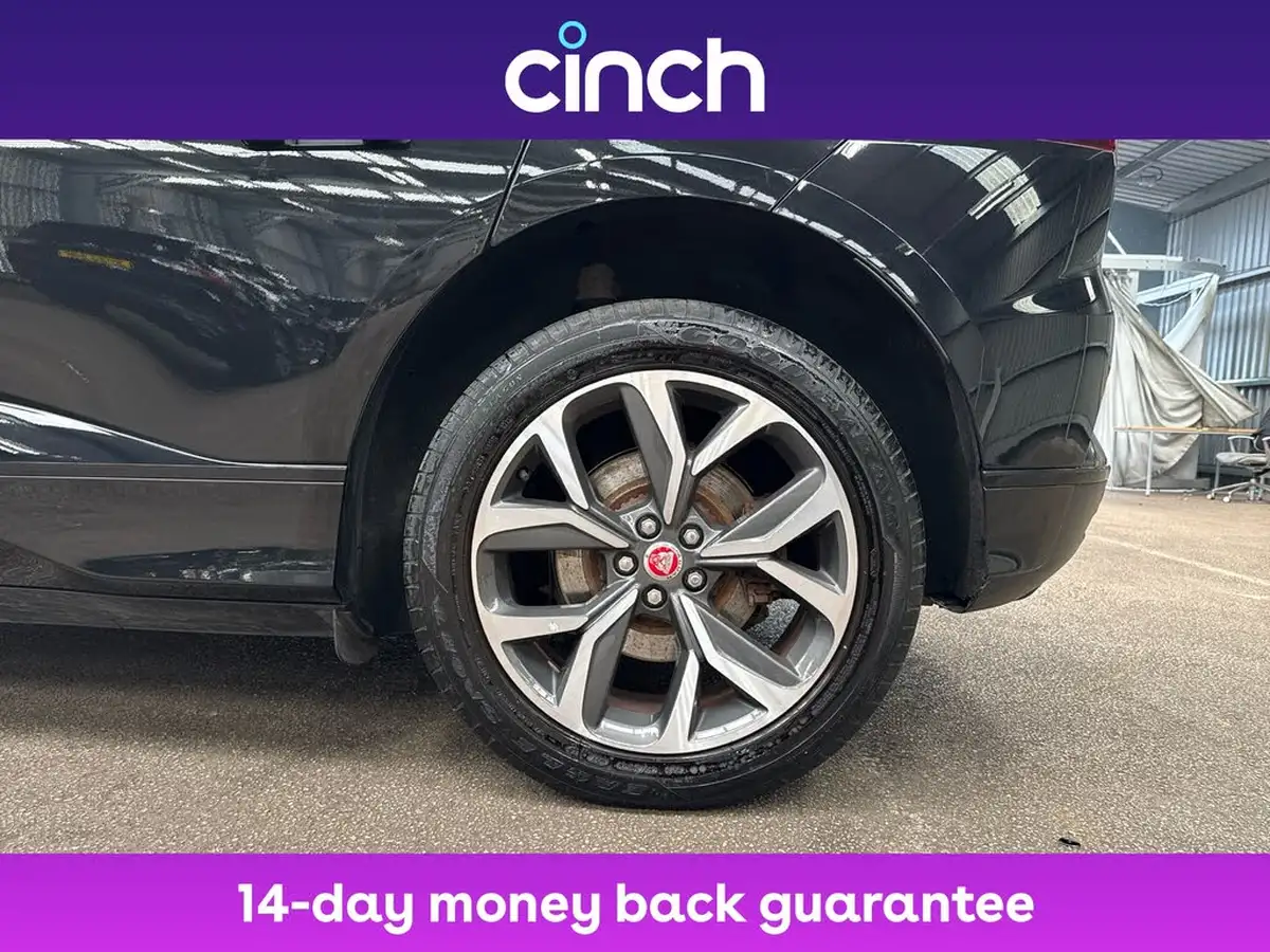2022-jaguar-i-pace-ev400-hse-black-big-24