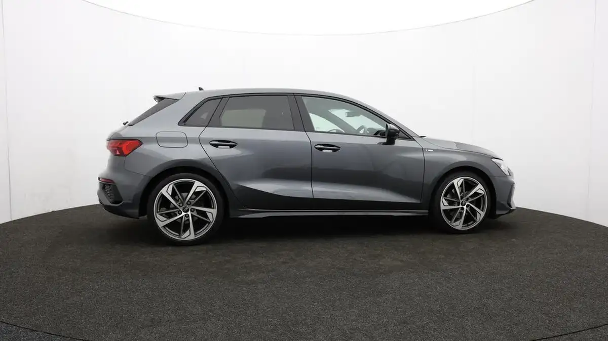 2022-audi-a3-15-35-tfsi-edition-1-sportback-5d-big-39