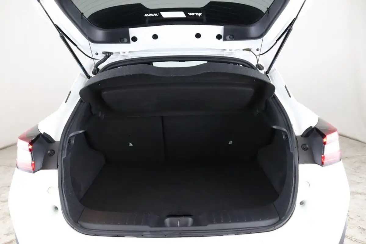 2020-nissan-juke-10-dig-t-tekna-117ps-dct-big-12