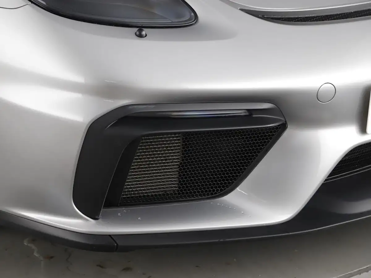 2020-porsche-boxster-718-40-spyder-big-35