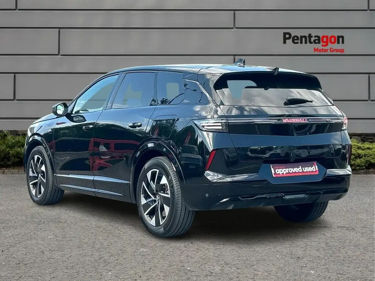 2024-vauxhall-grandland-e-gs-big-1