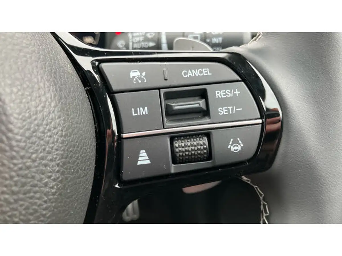 2024-honda-zr-v-20-i-mmd-advance-big-26