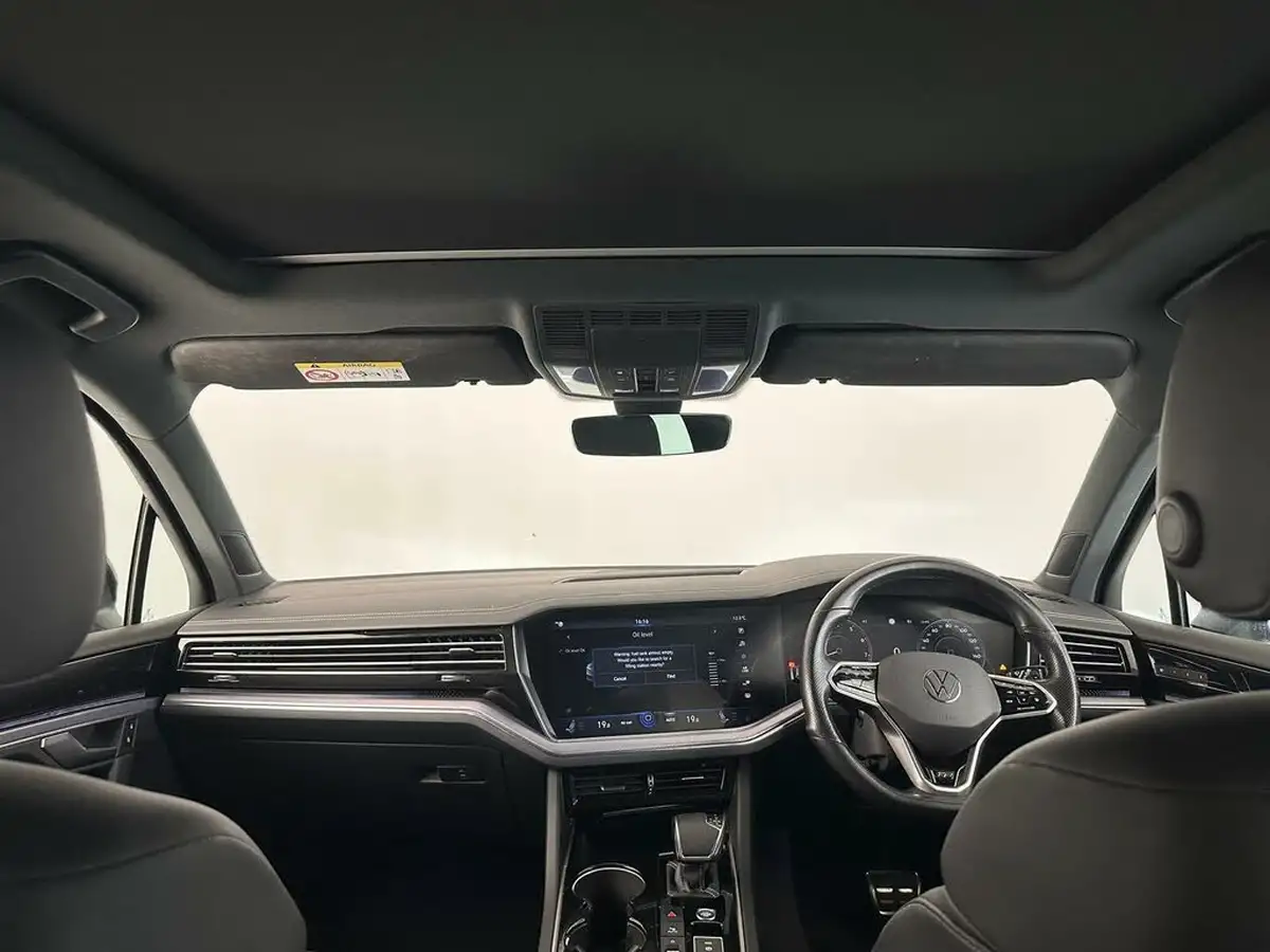 2020-volkswagen-touareg-30tsi-black-edition-big-24