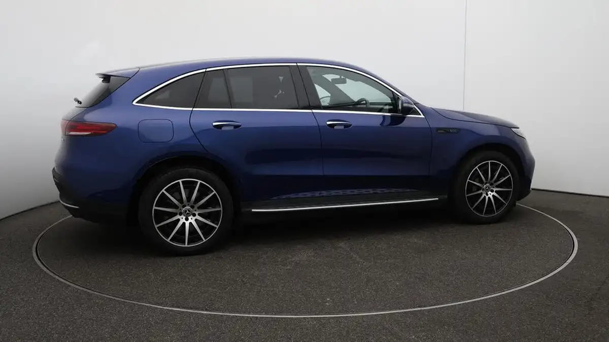 2021-mercedes-benz-eqc-e-eqc-400-amg-line-big-43