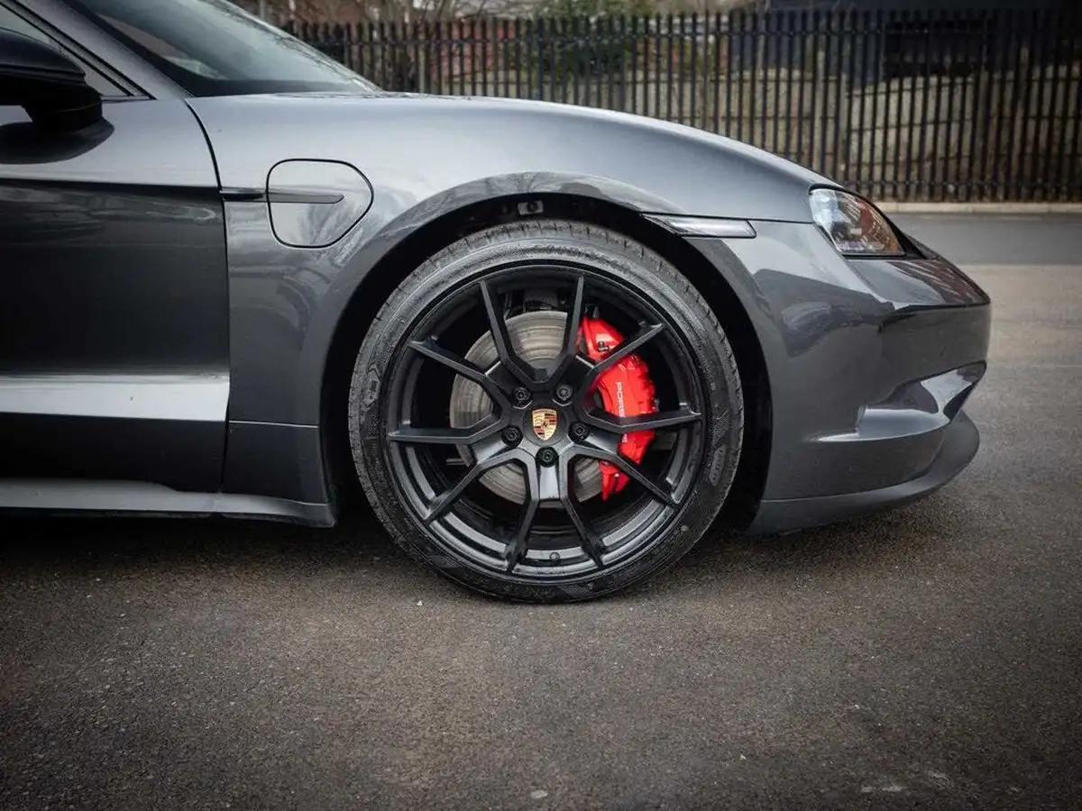 2024-porsche-taycan-e-4s-sport-turismo-544ps-big-35