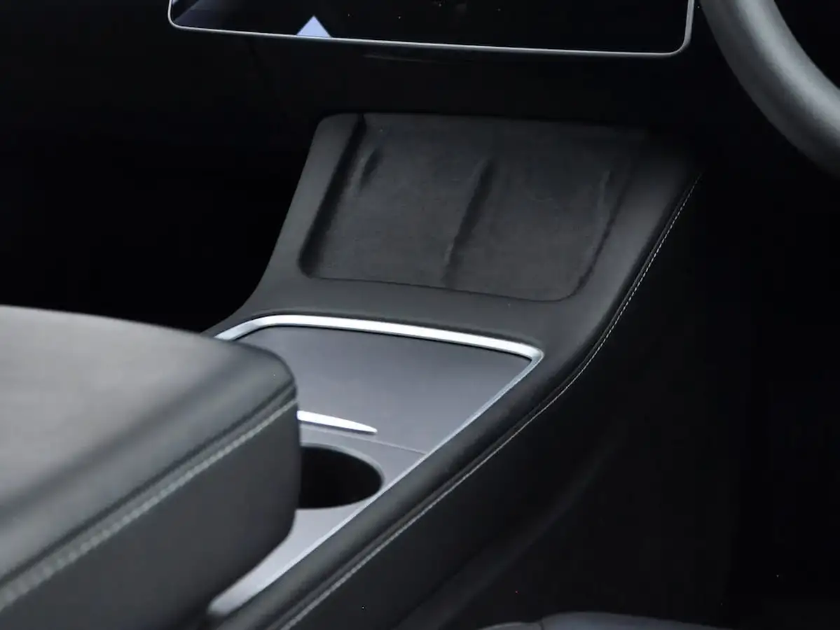 2020-tesla-model-3-e-long-range-big-19