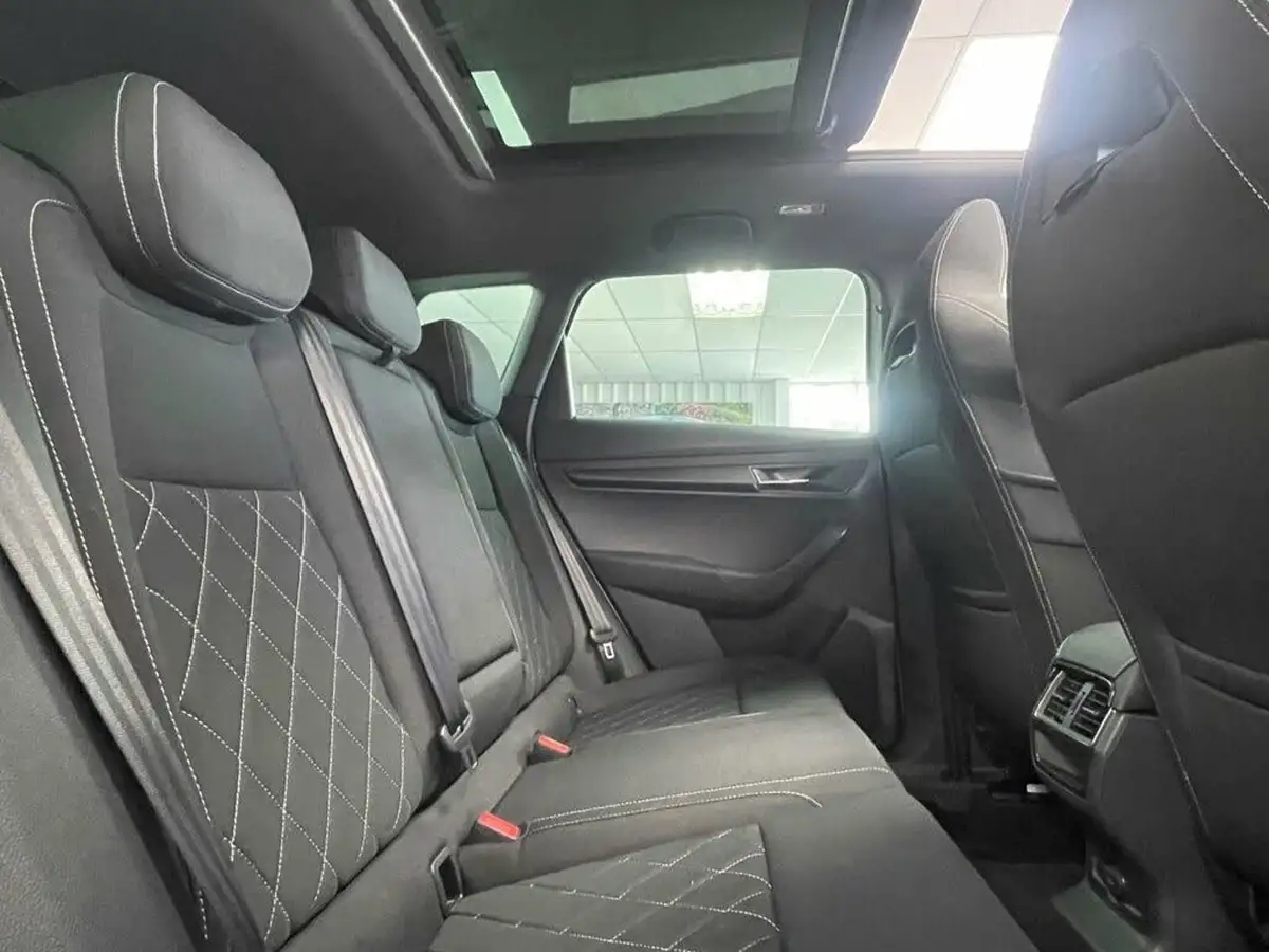 2019-skoda-karoq-20tdi-sportline-150ps-4x4-big-27