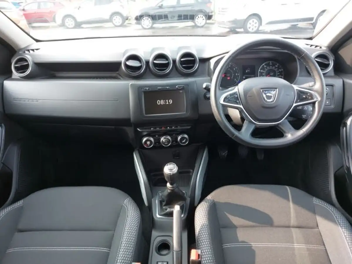 2021-dacia-duster-13-tce-prestige-150bhp-1333cc-big-2