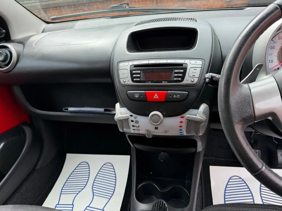 2014-peugeot-107-10-allure-5d-semi-a-big-17