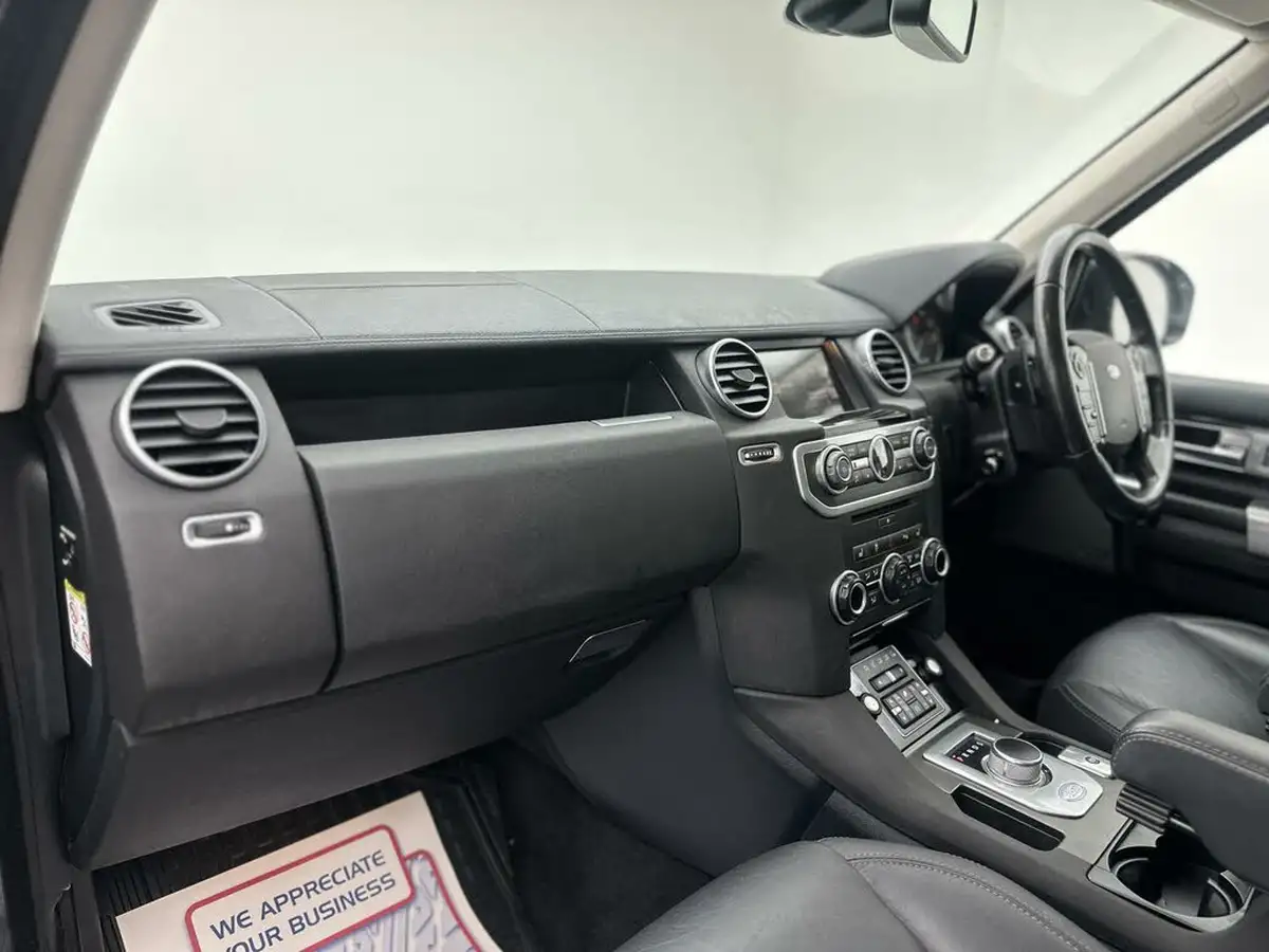 2016-land-rover-discovery-4-30-sd-v6-hse-big-22