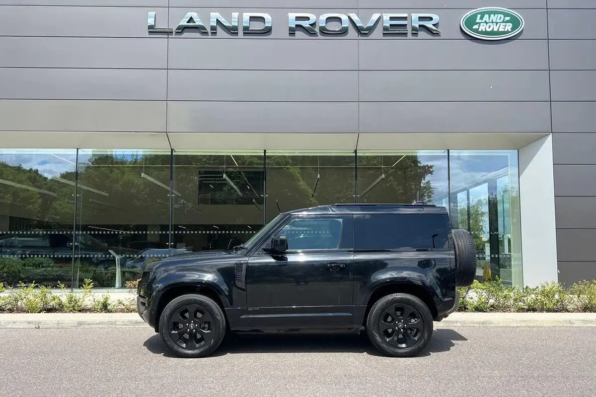 2021-land-rover-90-defender-30-d250-x-dynamic-se-big-6