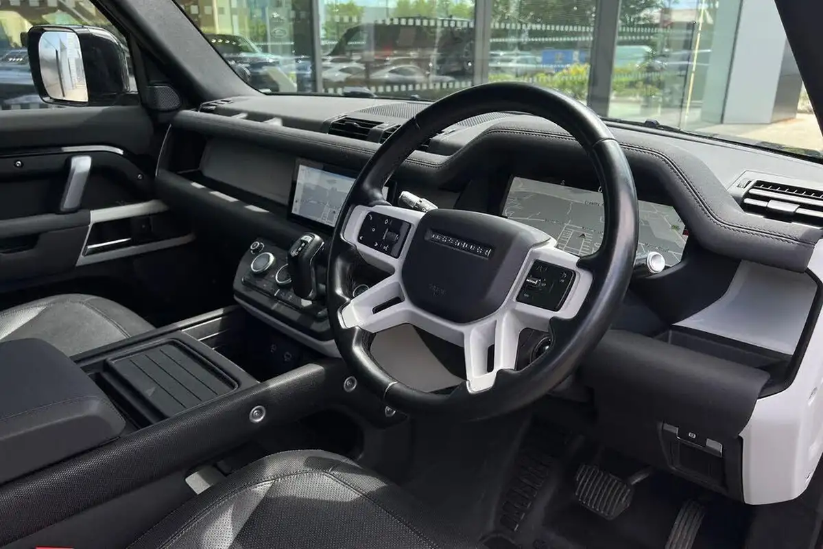 2021-land-rover-90-defender-30-d250-x-dynamic-se-big-34