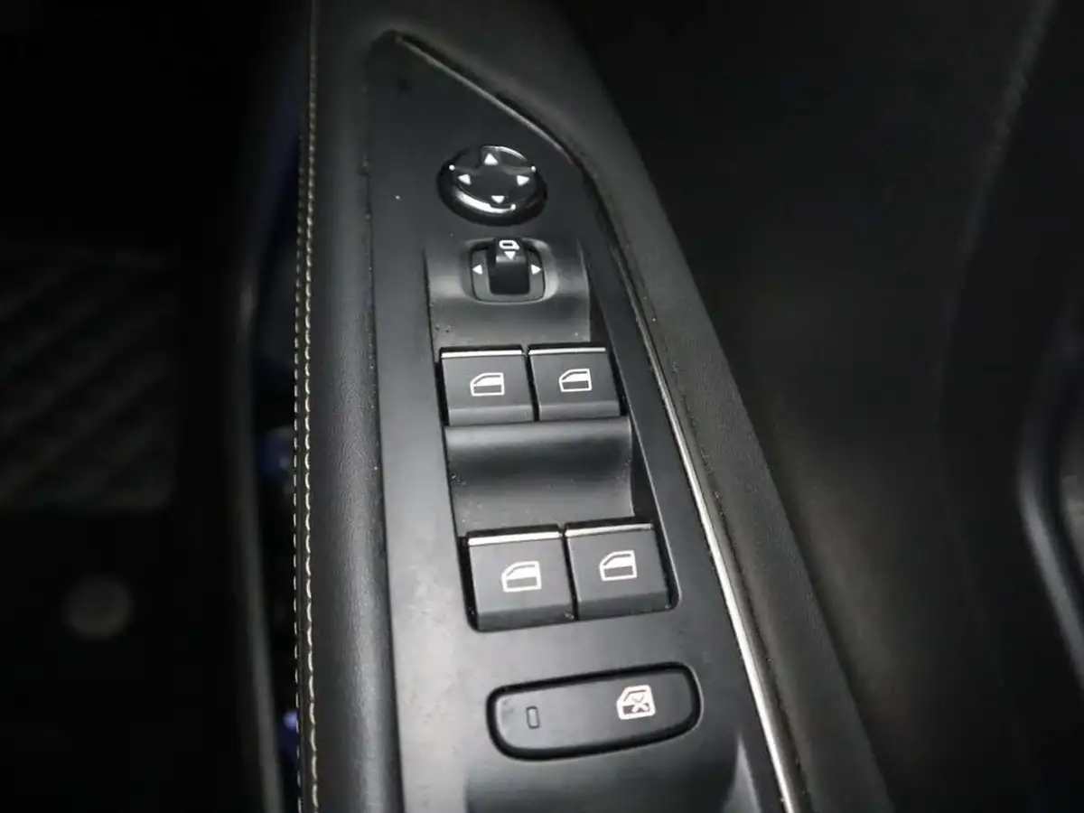 2022-peugeot-3008-suv-15-bluehdi-gt-eat8-big-40