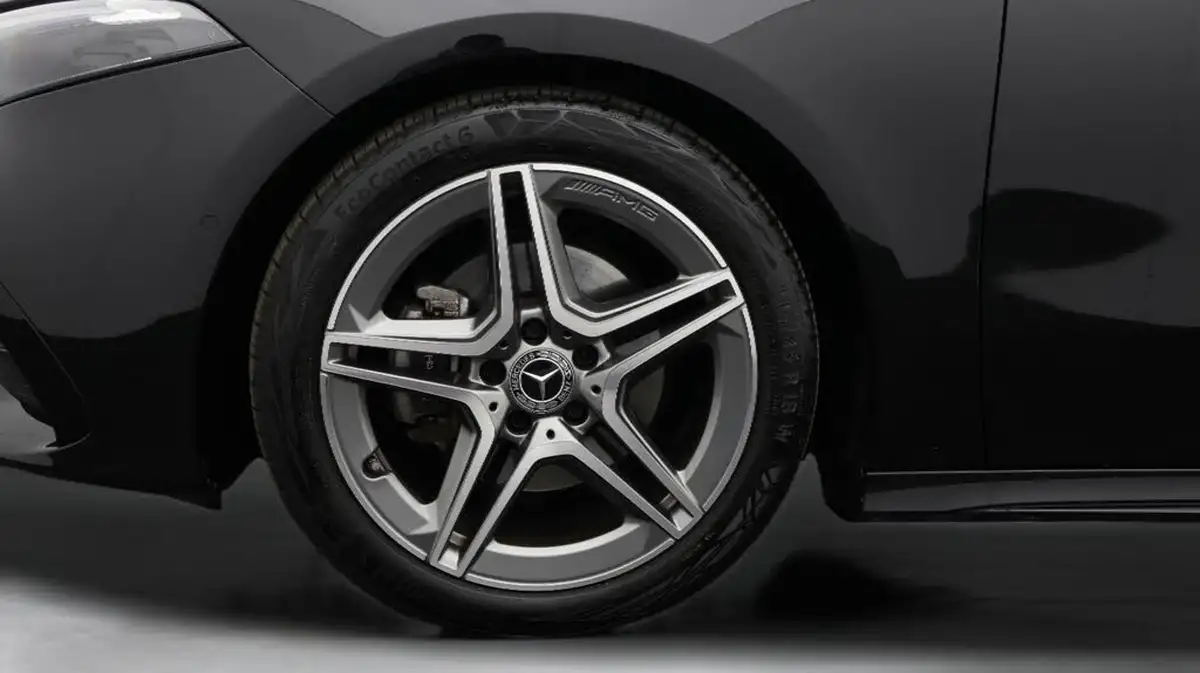 2023-mercedes-benz-a-class-13-a200-amg-line-executive-saloon-4d-big-18