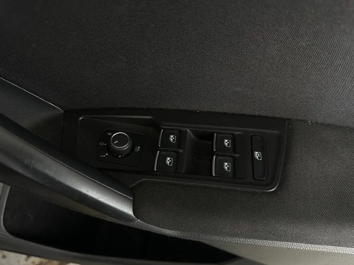 2022-volkswagen-tiguan-allspace-15-tsi-life-big-24