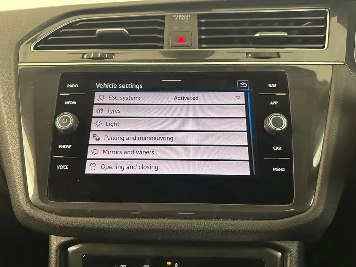 2022-volkswagen-tiguan-allspace-15-tsi-life-big-48