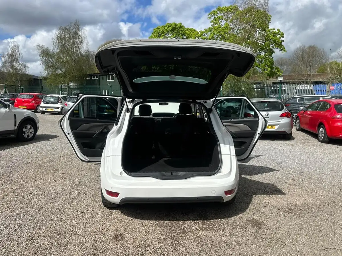 2014-citroen-c4-picasso-16e-hdi-exclusive-big-51
