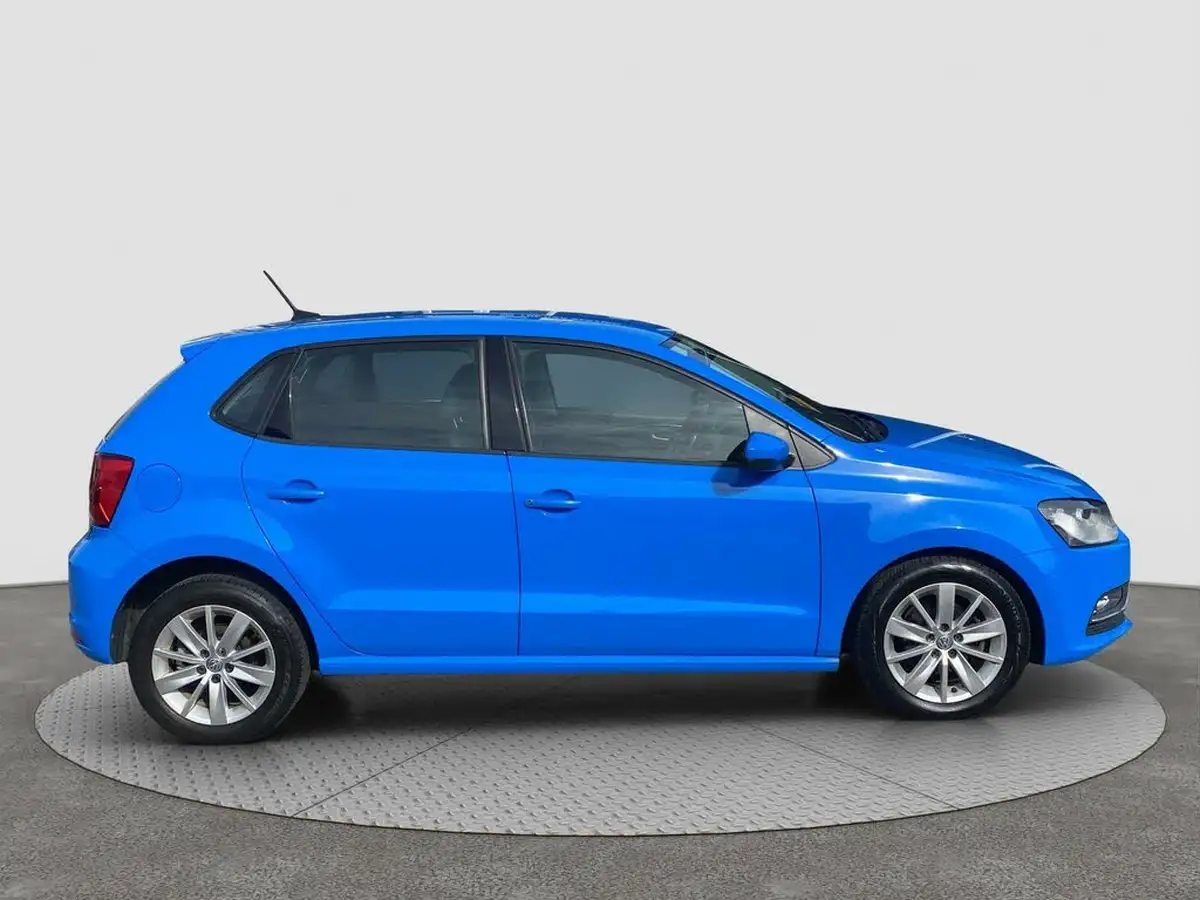 2015-volkswagen-polo-12-tsi-se-5d-big-6