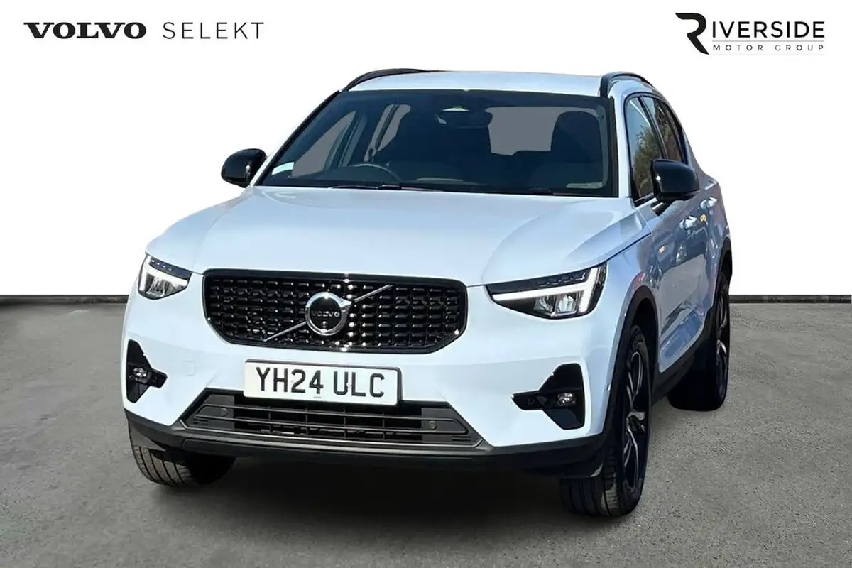 2024-volvo-xc40-20-b3-plus-big-8