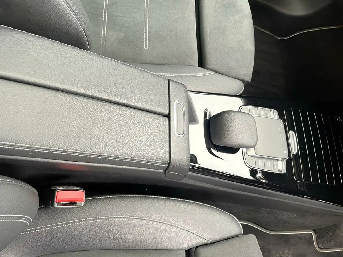 2021-mercedes-benz-a-class-20d-a200d-exclusive-edition-big-49