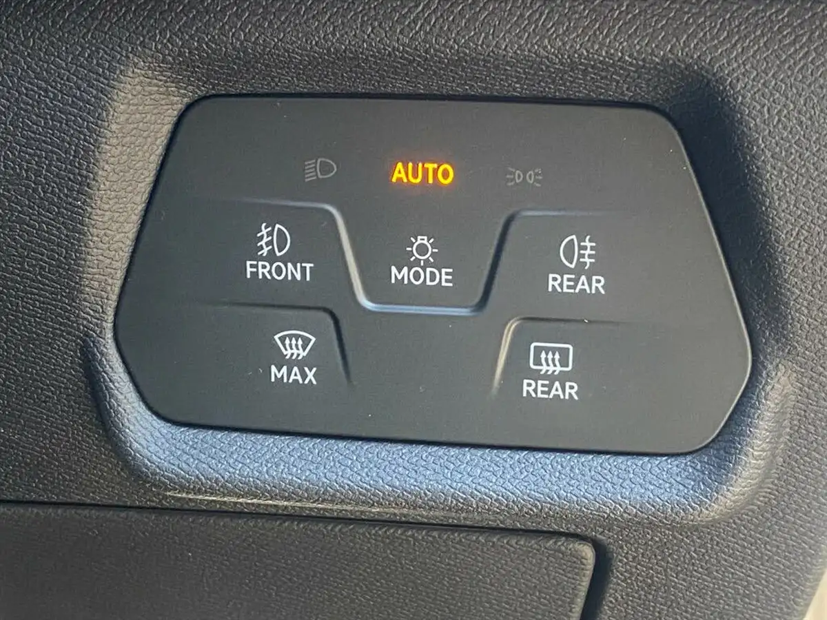 2021-cupra-formentor-20-tsi-vz2-big-43