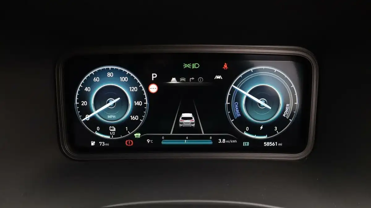 2022-hyundai-kona-e-ultimate-big-10