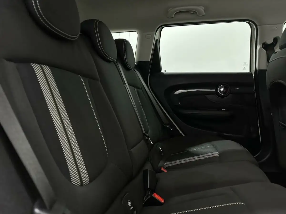 2018-mini-clubman-20td-cooper-sd-sport-auto-big-39