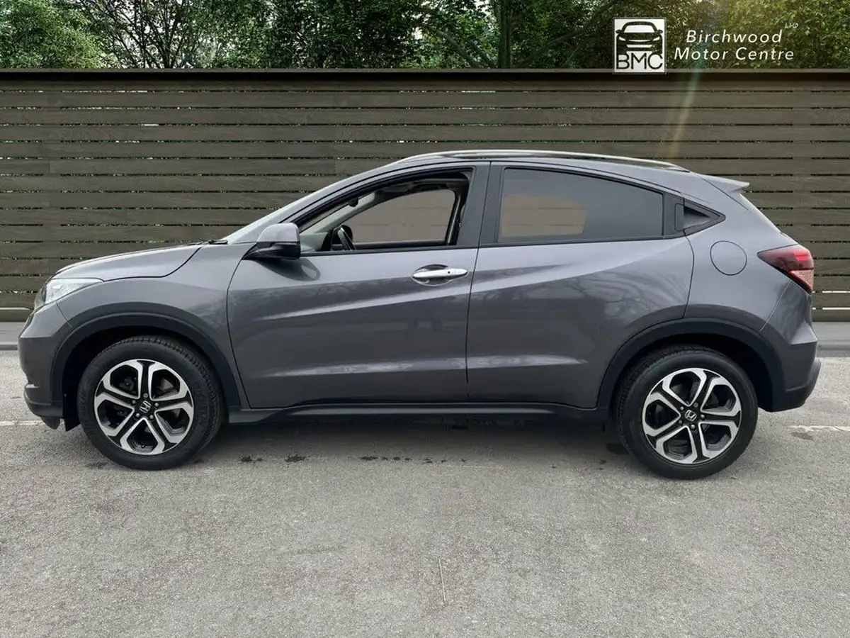 2017-honda-hr-v-15-i-vtec-ex-cvt-big-3