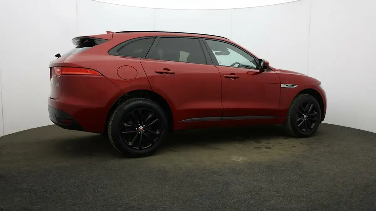 2019-jaguar-f-pace-20-i4d-r-sport-180ps-ss-auto-big-47
