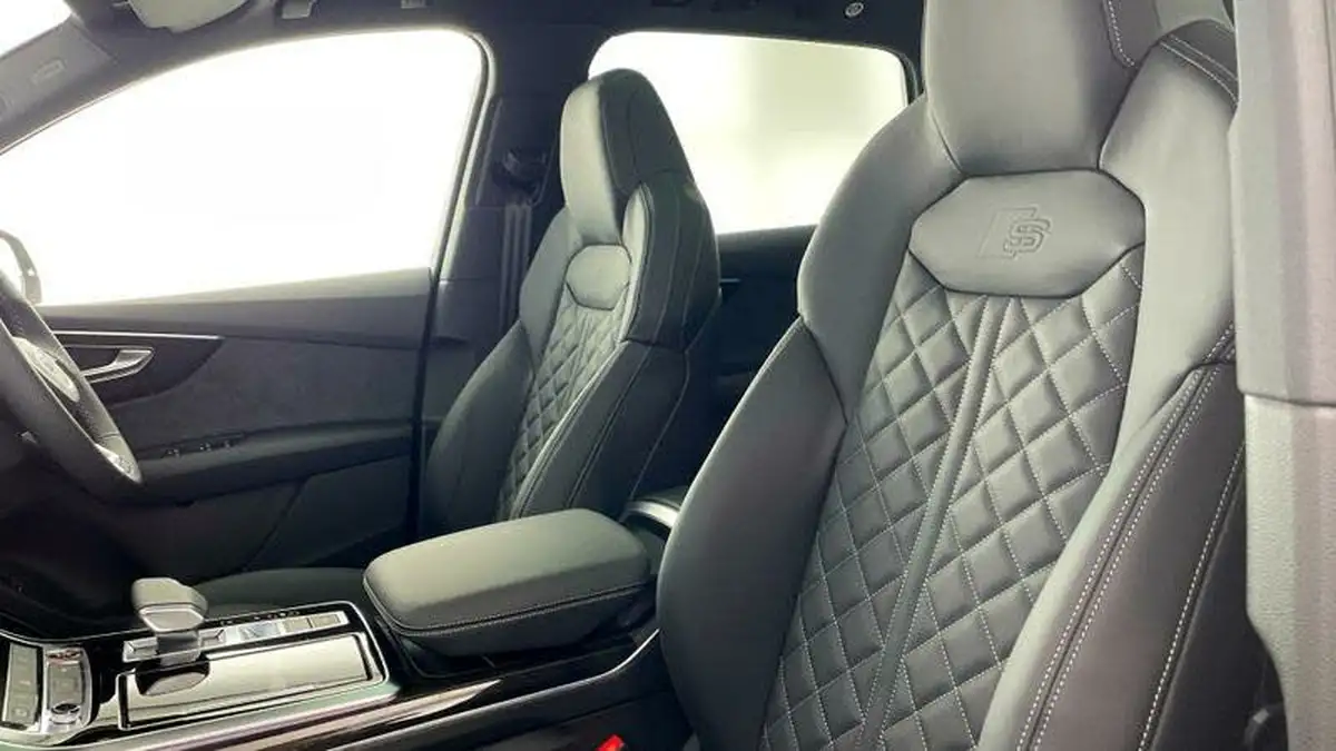 2024-audi-sq7-40-tfsi-black-edition-suv-big-46