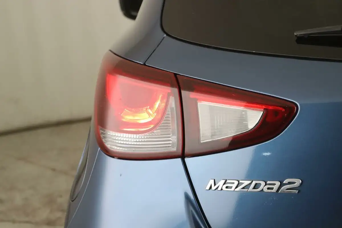 2019-mazda-mazda2-15-gt-sport-nav-115ps-big-9