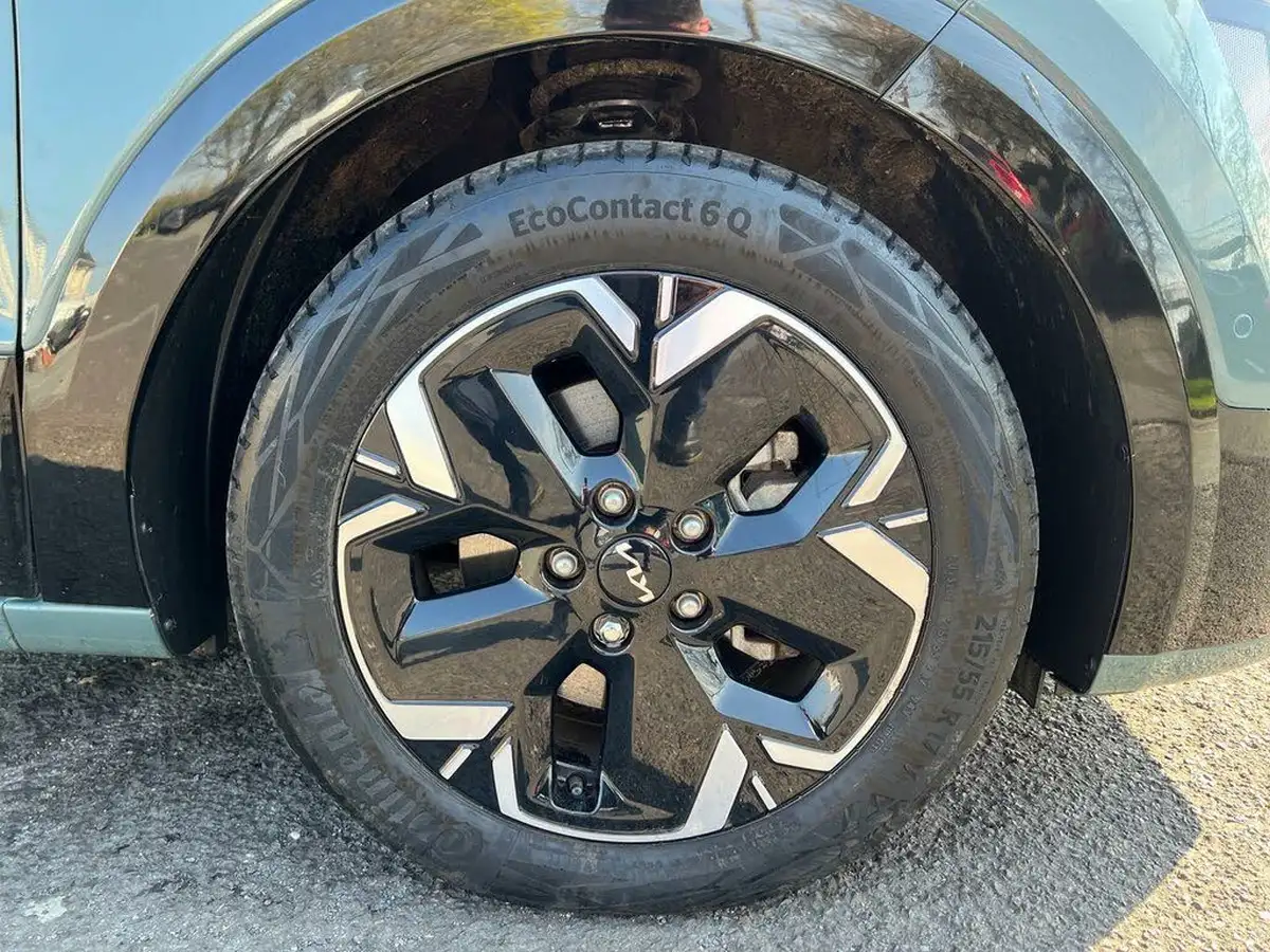 2023-kia-niro-ev-e-4-big-4