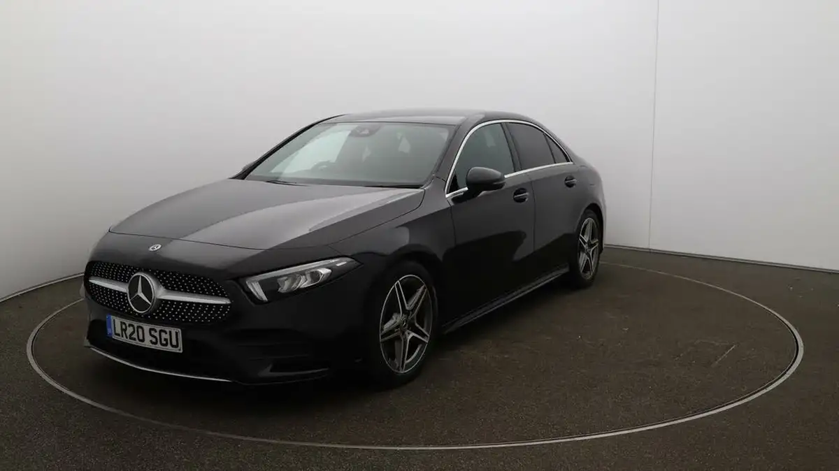 2020-mercedes-benz-a-class-13-a200-amg-line-saloon-4d-7g-dct-big-27