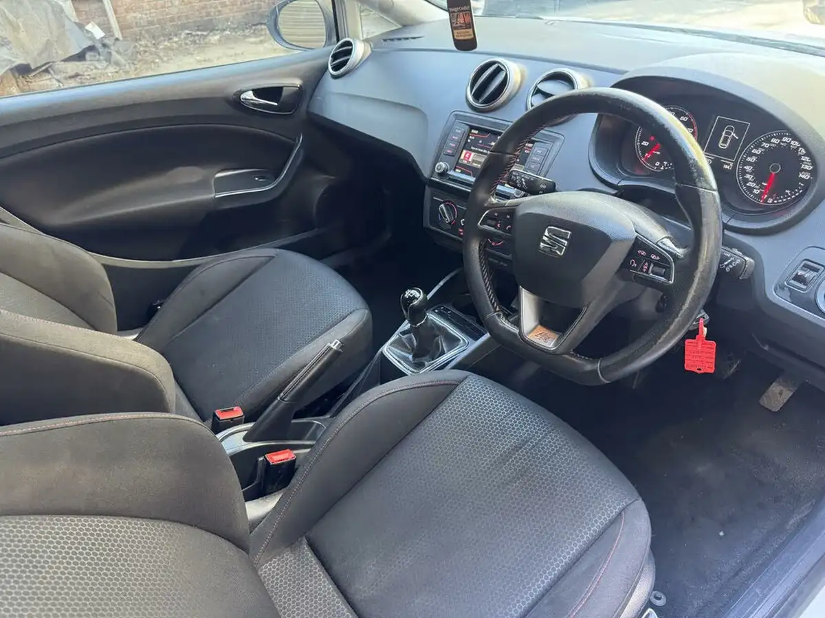 2017-seat-ibiza-12-tsi-fr-technology-90ps-sportcoupe-3d-big-29