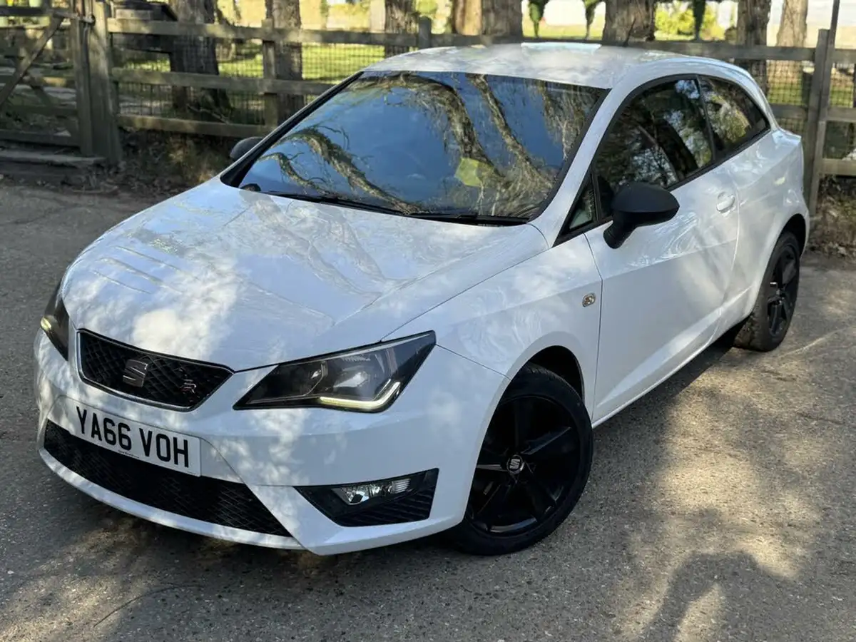 2017-seat-ibiza-12-tsi-fr-technology-90ps-sportcoupe-3d-big-5