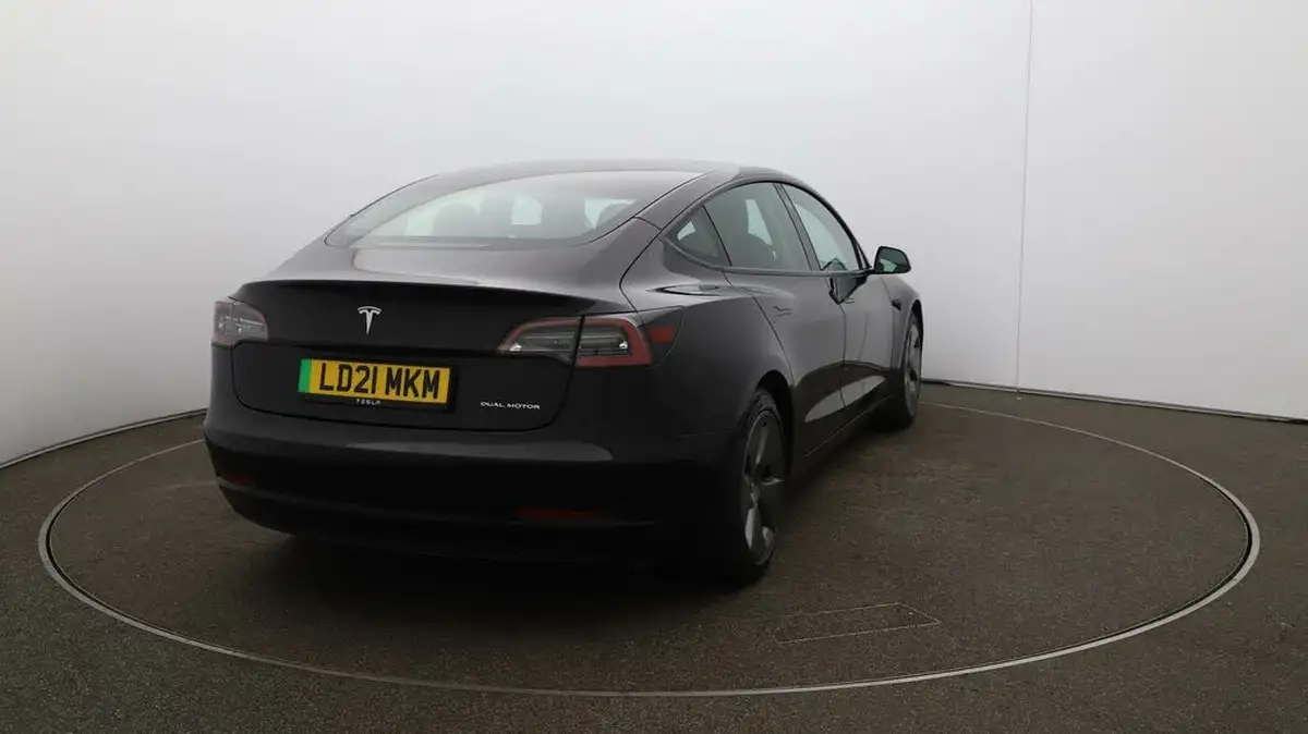 2021-tesla-model-3-e-long-range-4x4-big-46