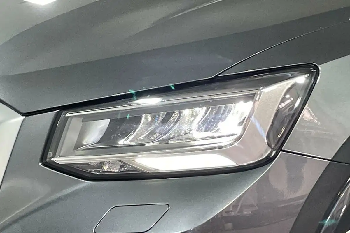 2023-audi-q2-15-35-tfsi-s-line-tronic-big-28