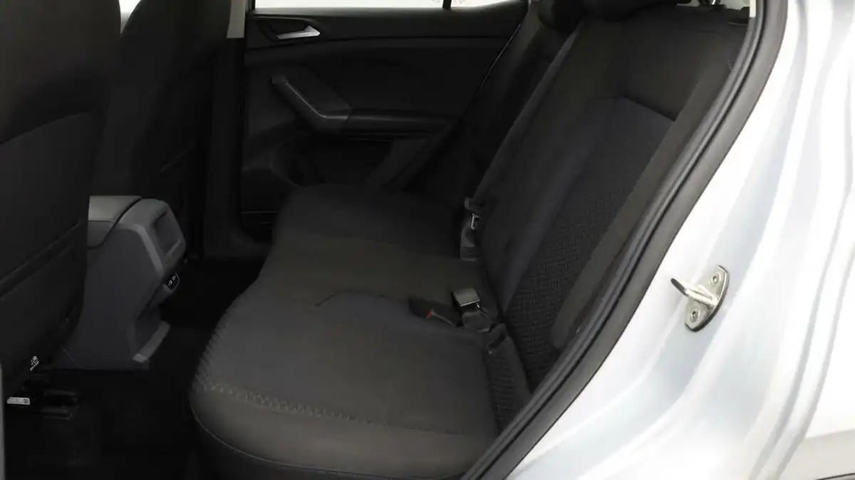 2021-volkswagen-t-cross-10-tsi-united-95ps-big-15
