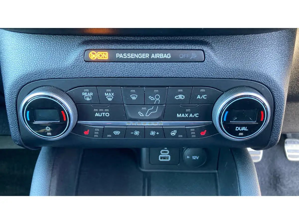 2022-ford-kuga-15t-st-line-edition-big-43