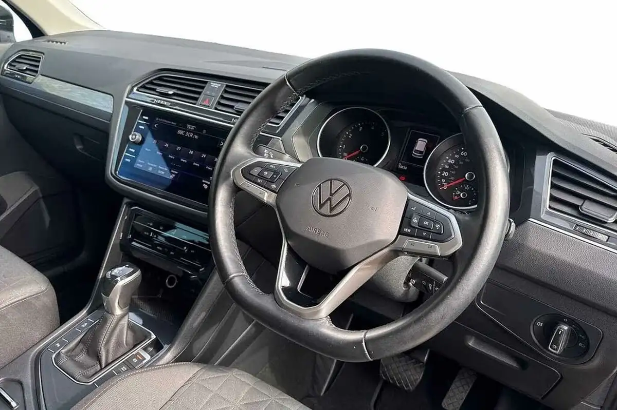 2022-volkswagen-tiguan-15-tsi-life-150ps-dsg-big-5