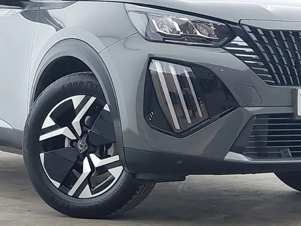 2024-peugeot-2008-suv-12-puretech-allure-130ps-big-8
