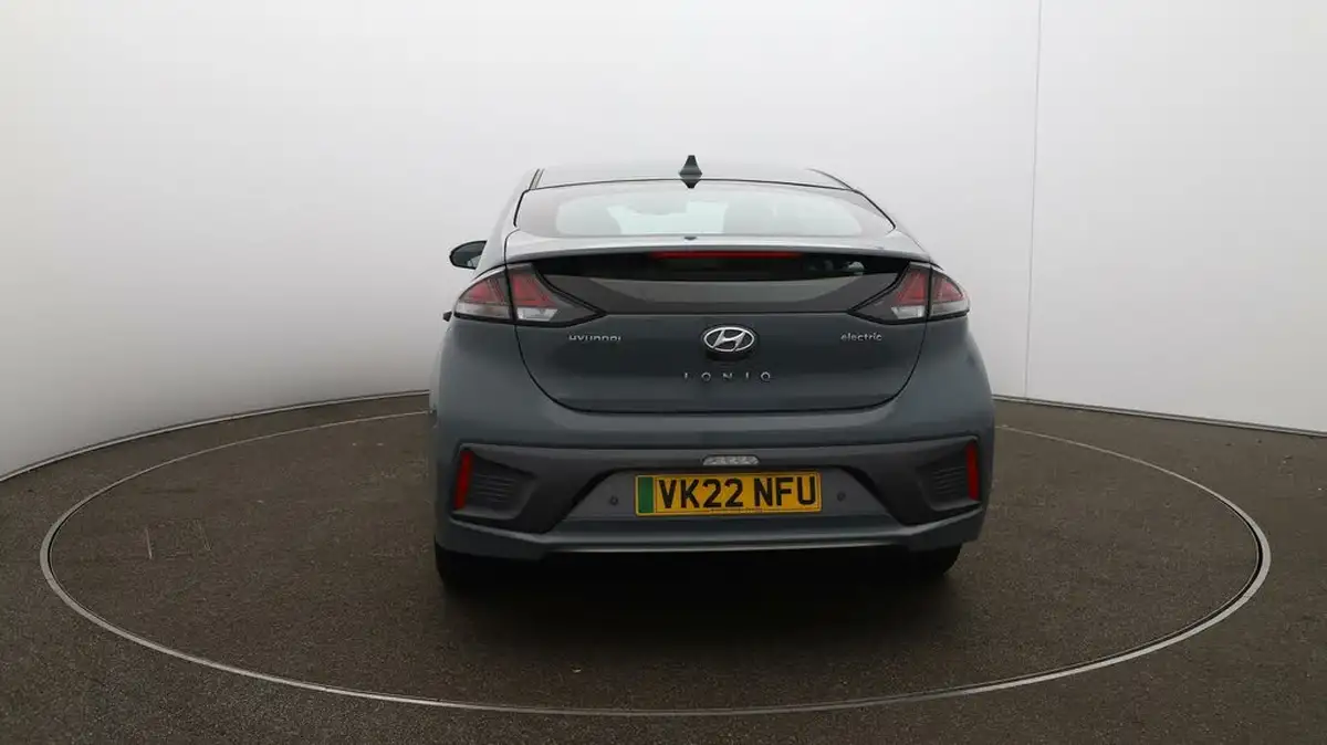 2022-hyundai-ioniq-e-premium-electric-big-51