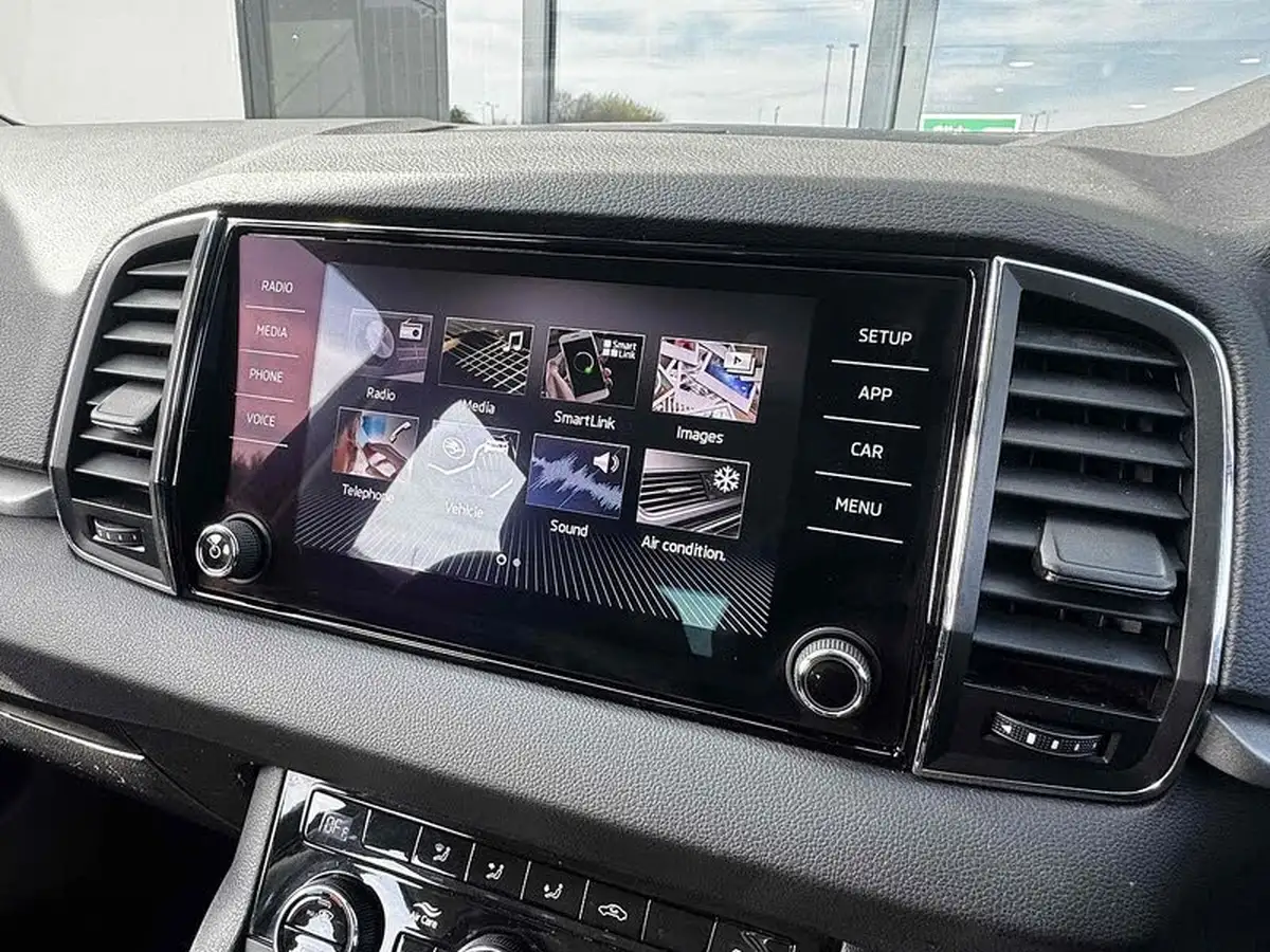 2019-skoda-karoq-10-tsi-se-big-37
