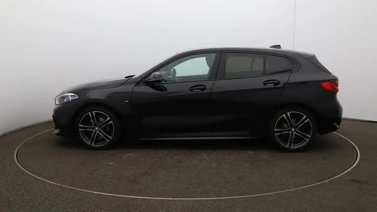 2022-bmw-1-series-15-118i-m-sport-lcp-dct-big-57